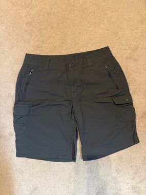 Women's Columbia Gray Cargo Shorts - Classic Utility Style